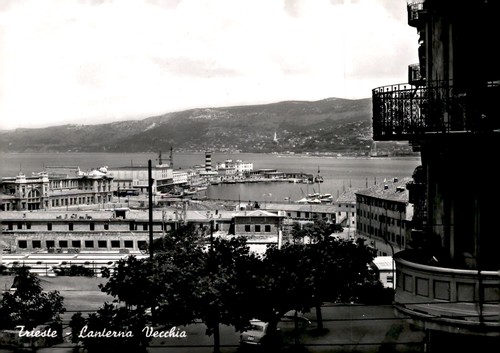 Trieste lanterna vecchia old - vecchia,,